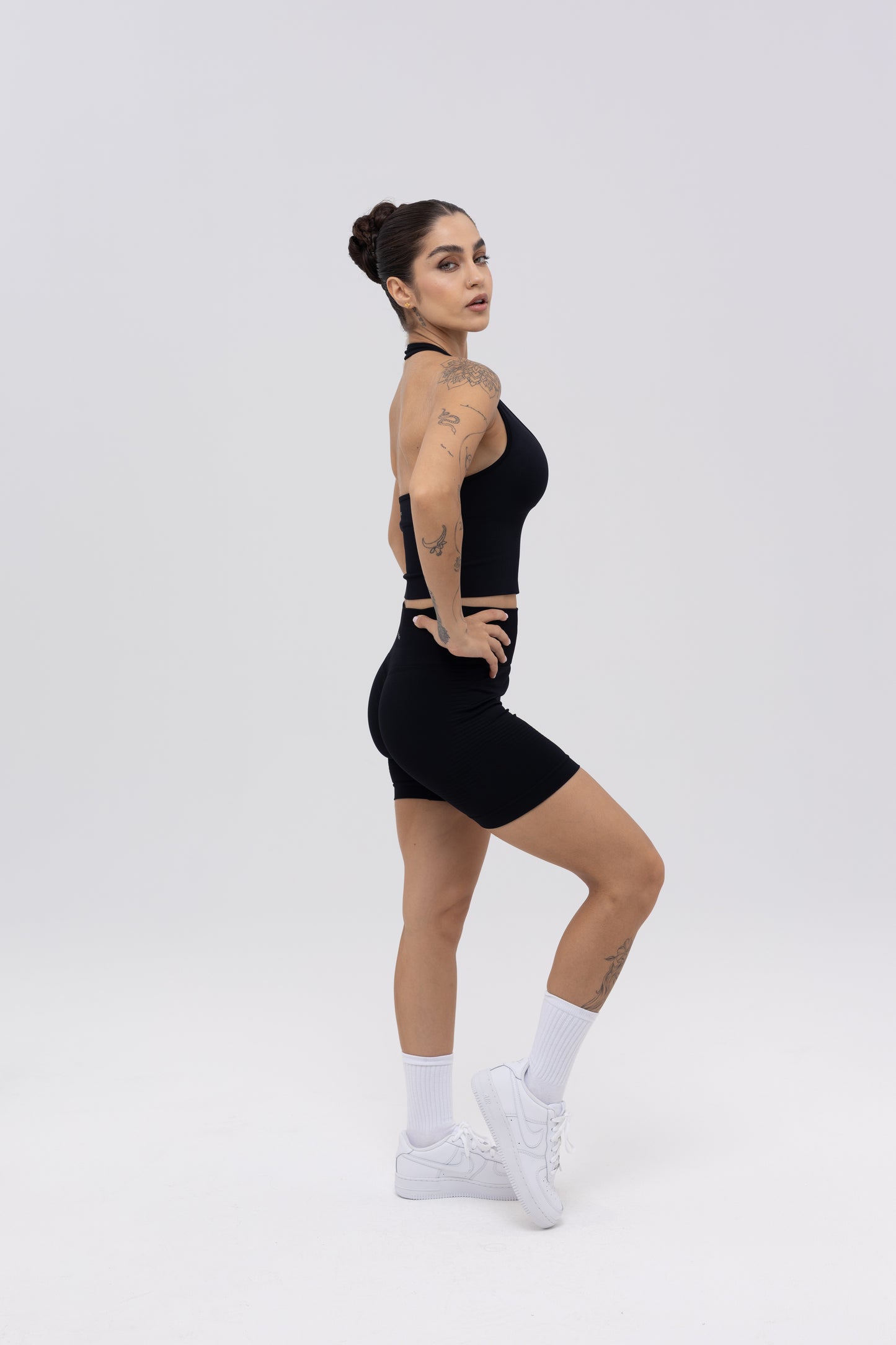 SLANCIO SHORT – BLACK