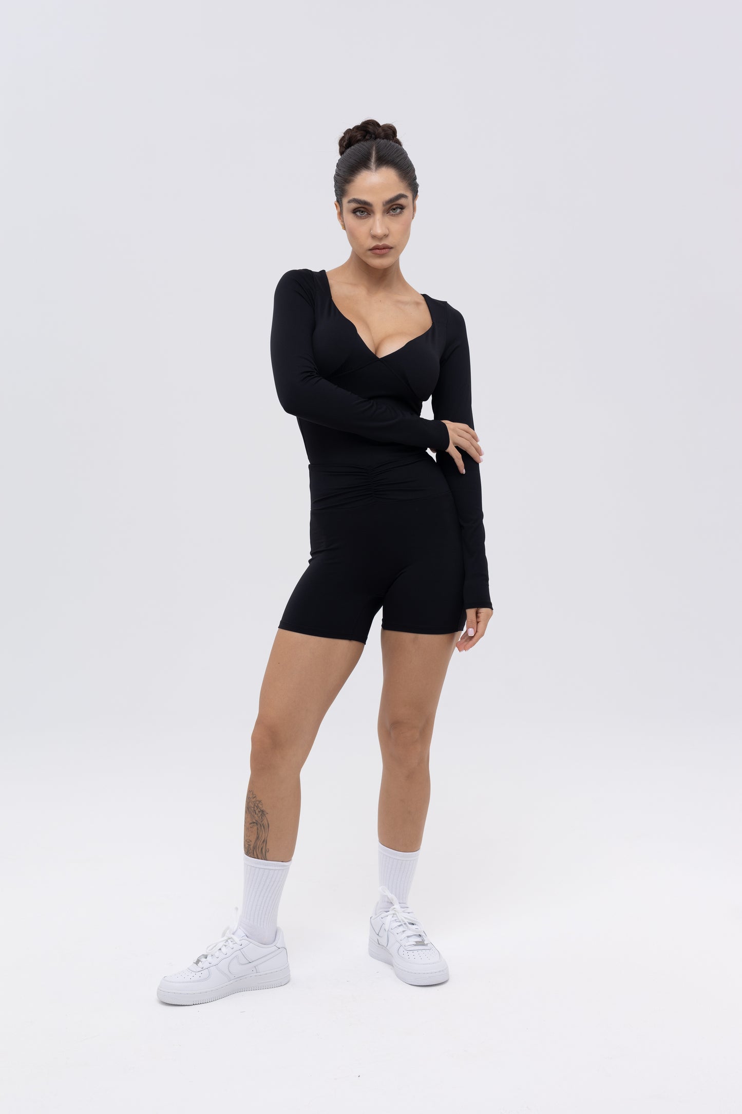 LINA SHORT – BLACK